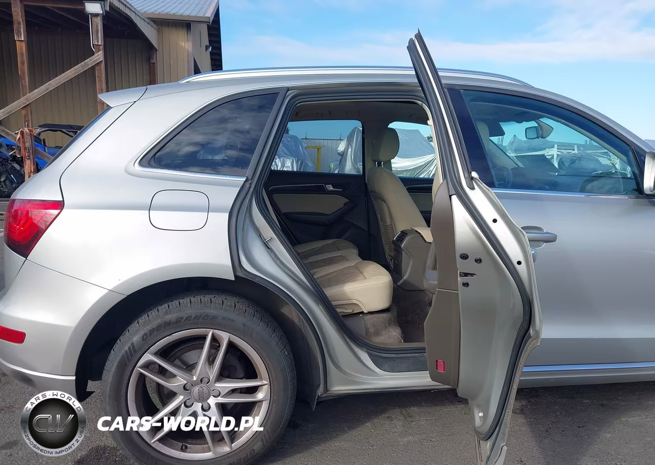 2015 Audi Q5 2.0T Premium VIN:WA1CFAFP9FA104036 - 8