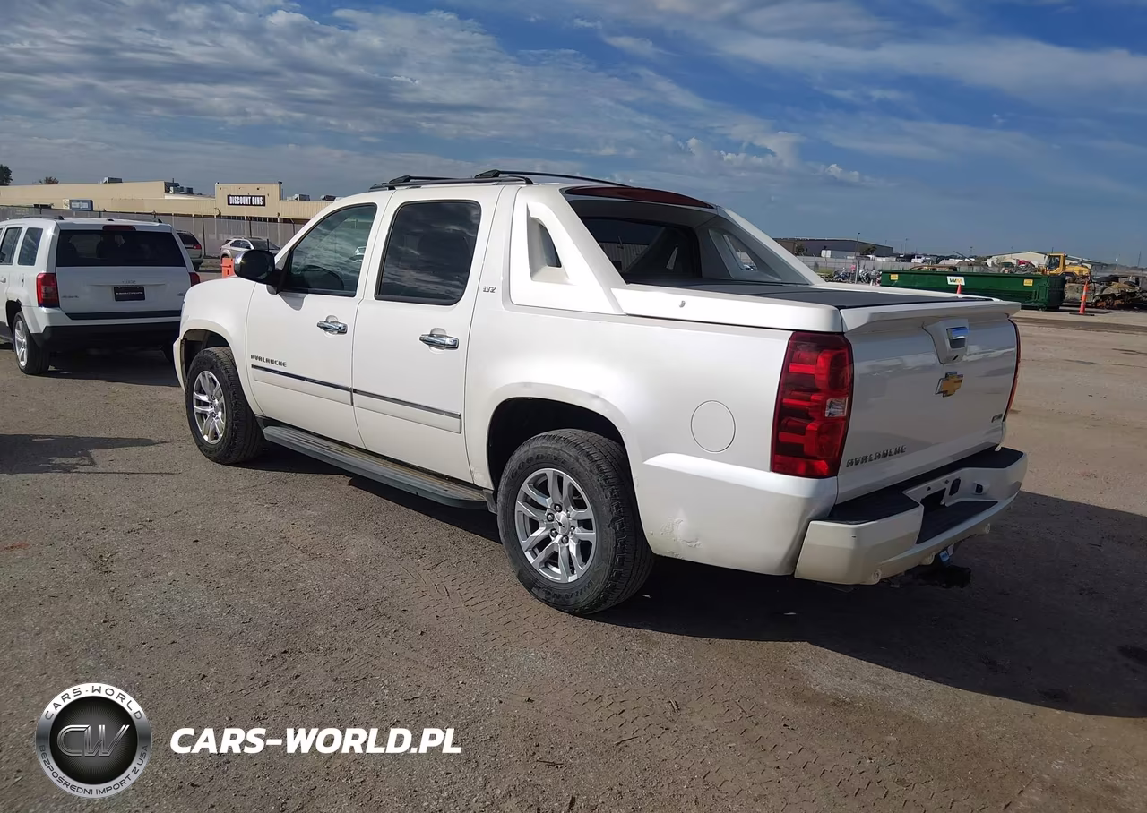 2012 Chevrolet Avalanche 1500 Ltz VIN:3GNTKGE78CG138429 - 3