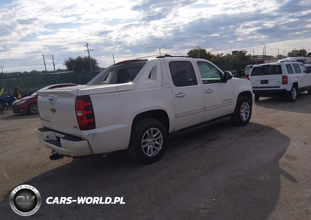 2012 Chevrolet Avalanche 1500 Ltz VIN:3GNTKGE78CG138429 - 4