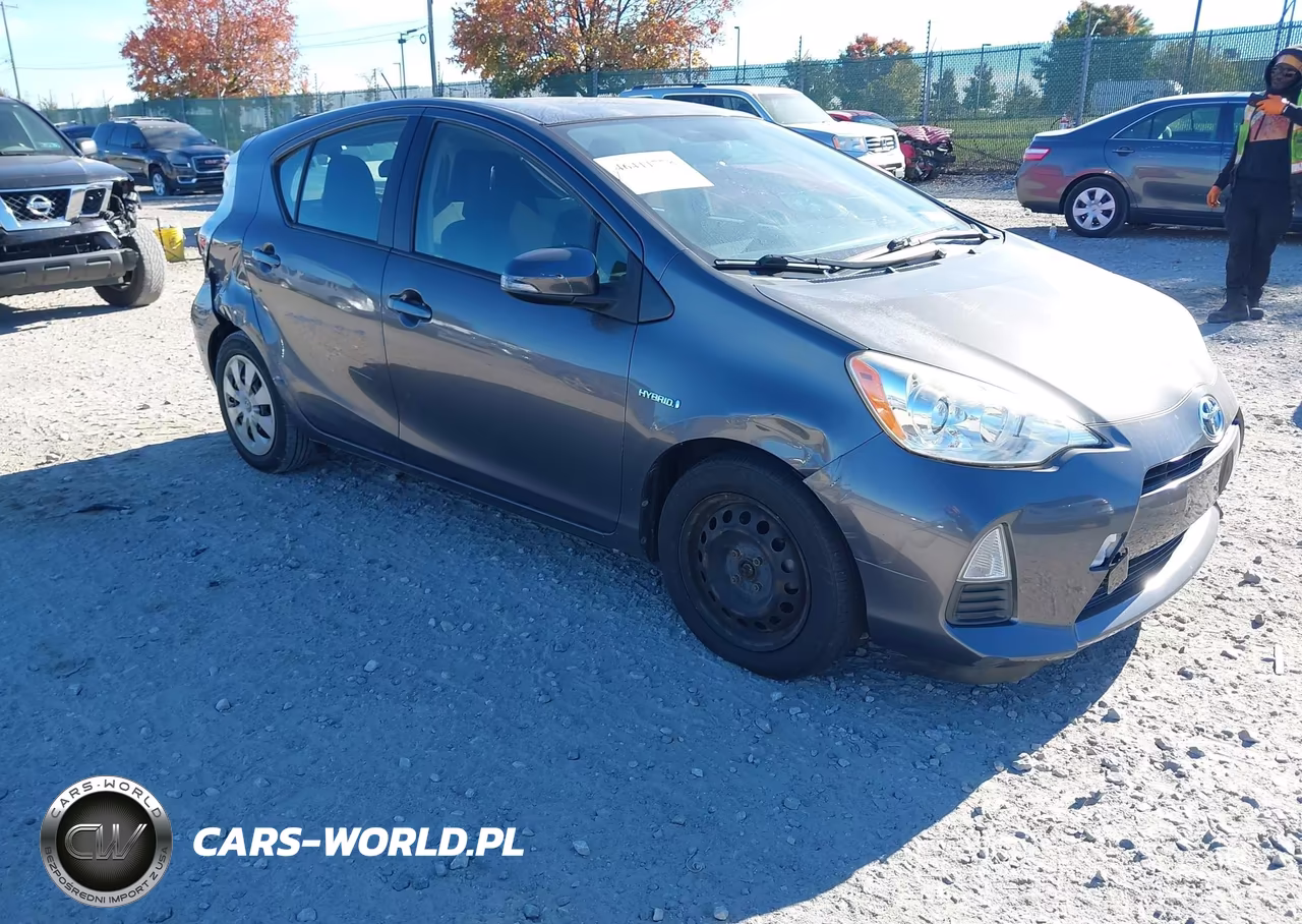 2014 Toyota Prius C Three