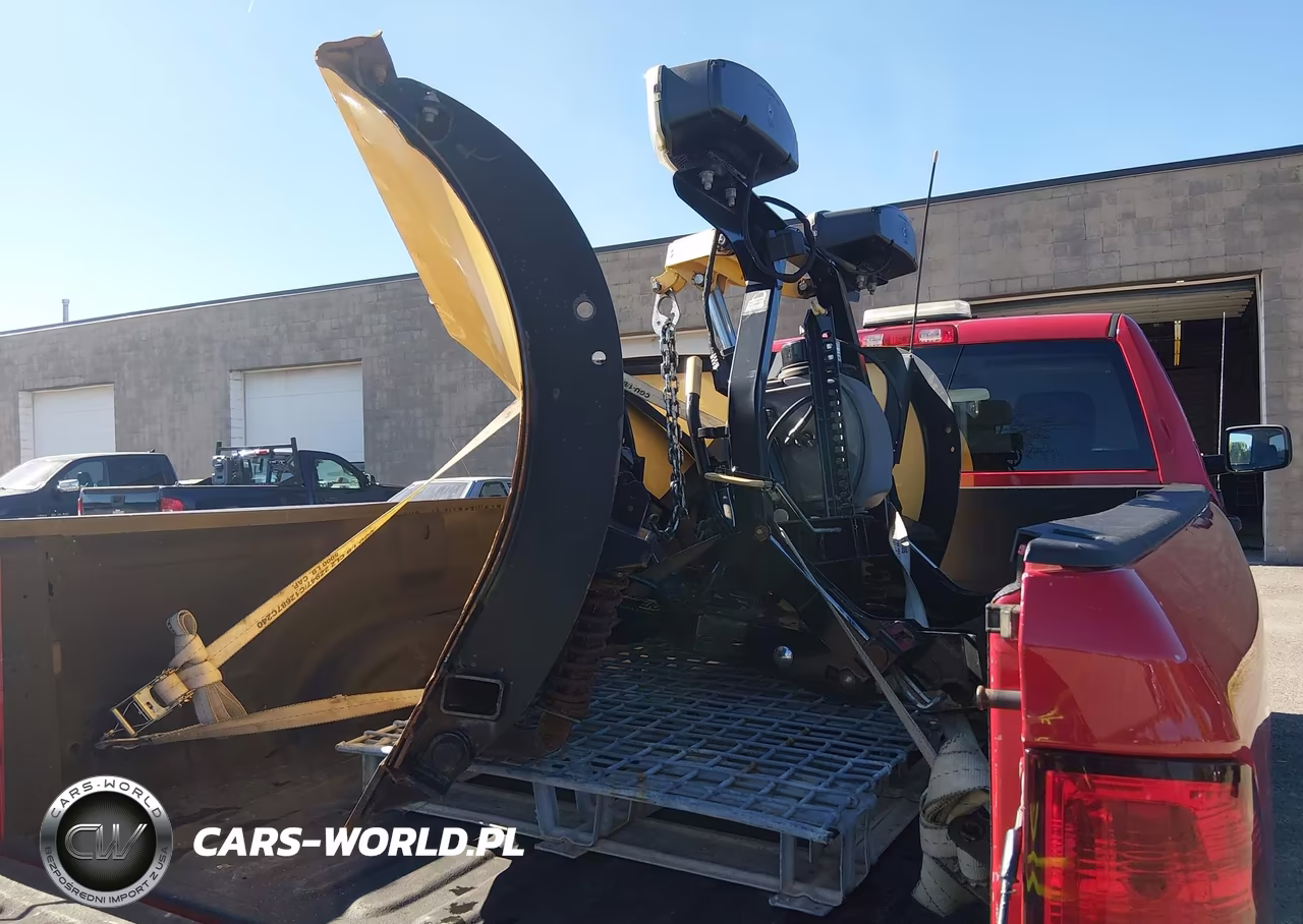 2018 Ram 2500 Tradesman 4X4 8' Box VIN:3C6LR5AT6JG363593 - 12
