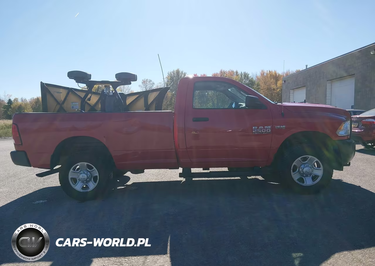 2018 Ram 2500 Tradesman 4X4 8' Box VIN:3C6LR5AT6JG363593 - 19