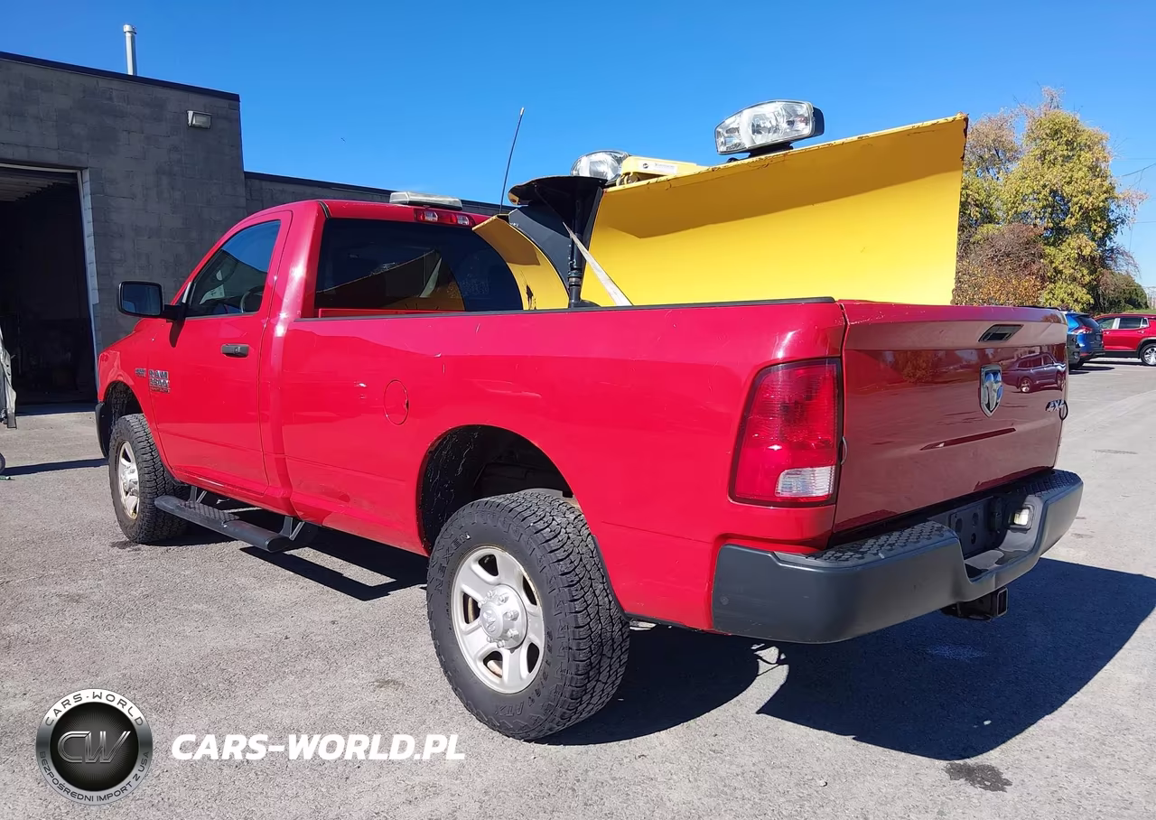 2018 Ram 2500 Tradesman 4X4 8' Box VIN:3C6LR5AT6JG363593 - 3
