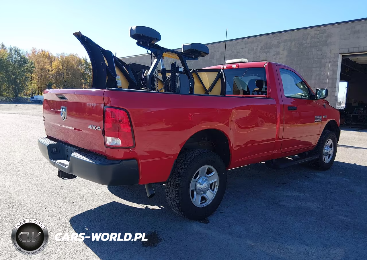 2018 Ram 2500 Tradesman 4X4 8' Box VIN:3C6LR5AT6JG363593 - 4