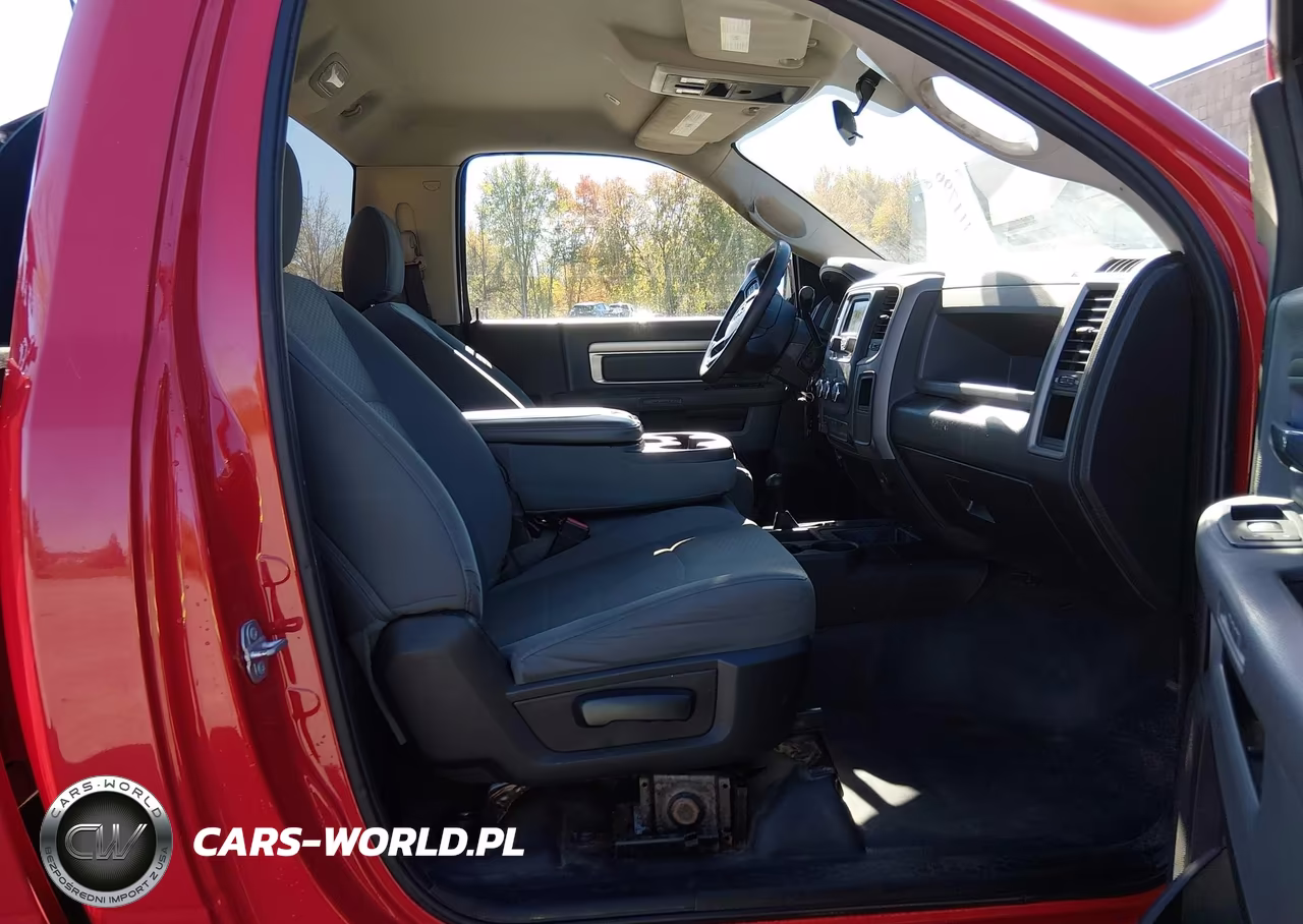 2018 Ram 2500 Tradesman 4X4 8' Box VIN:3C6LR5AT6JG363593 - 5