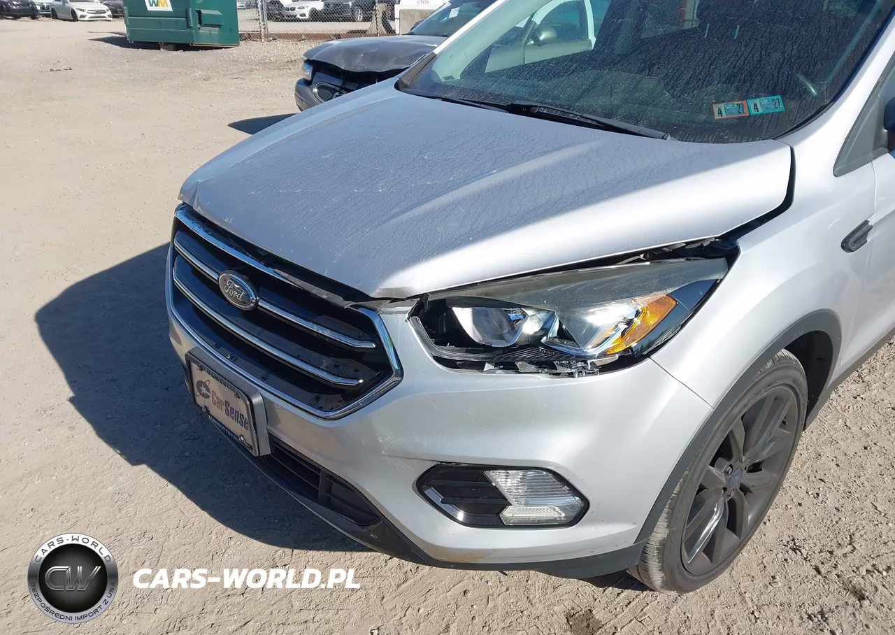 2017 Ford Escape Se VIN:1FMCU9GD1HUC70448 - 6