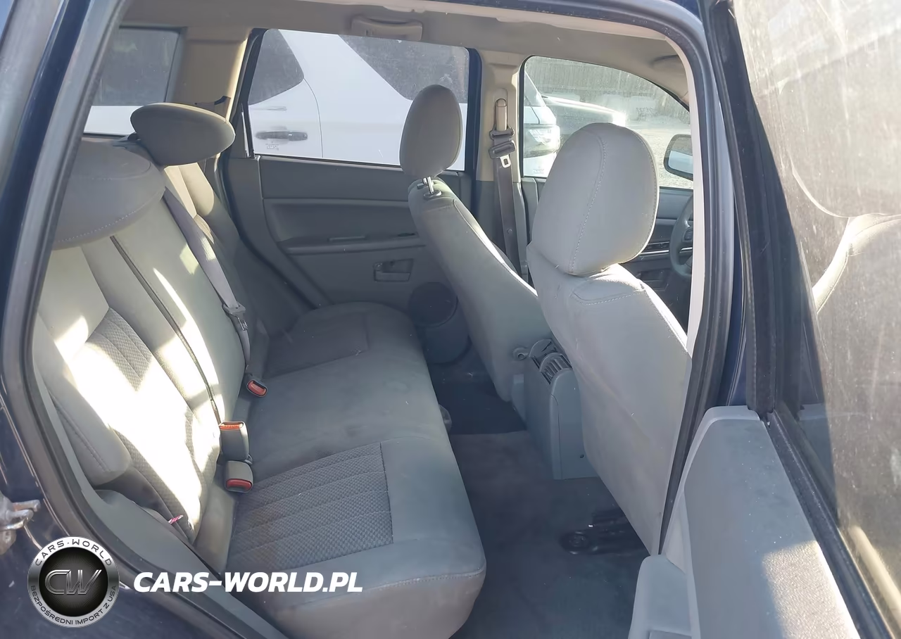 2006 Jeep Grand Cherokee Laredo VIN:1J4HR48NX6C251139 - 8