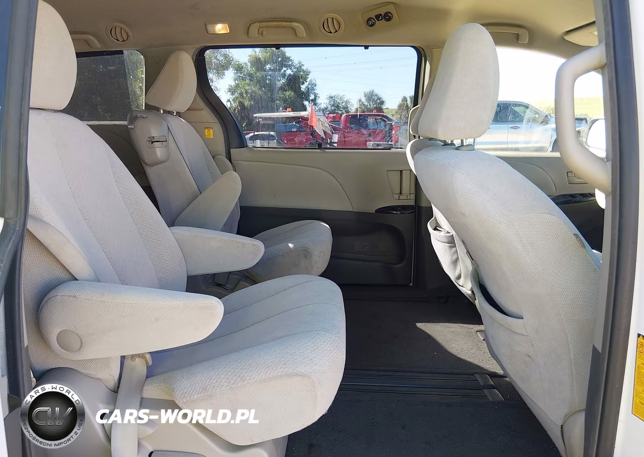 2011 Toyota Sienna Le V6 VIN:5TDKK3DC3BS065336 - 8