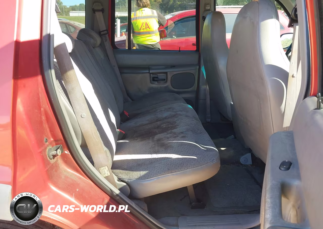 1999 Ford Explorer Xl-Xlt VIN:1FMZU32X3XUB16606 - 8