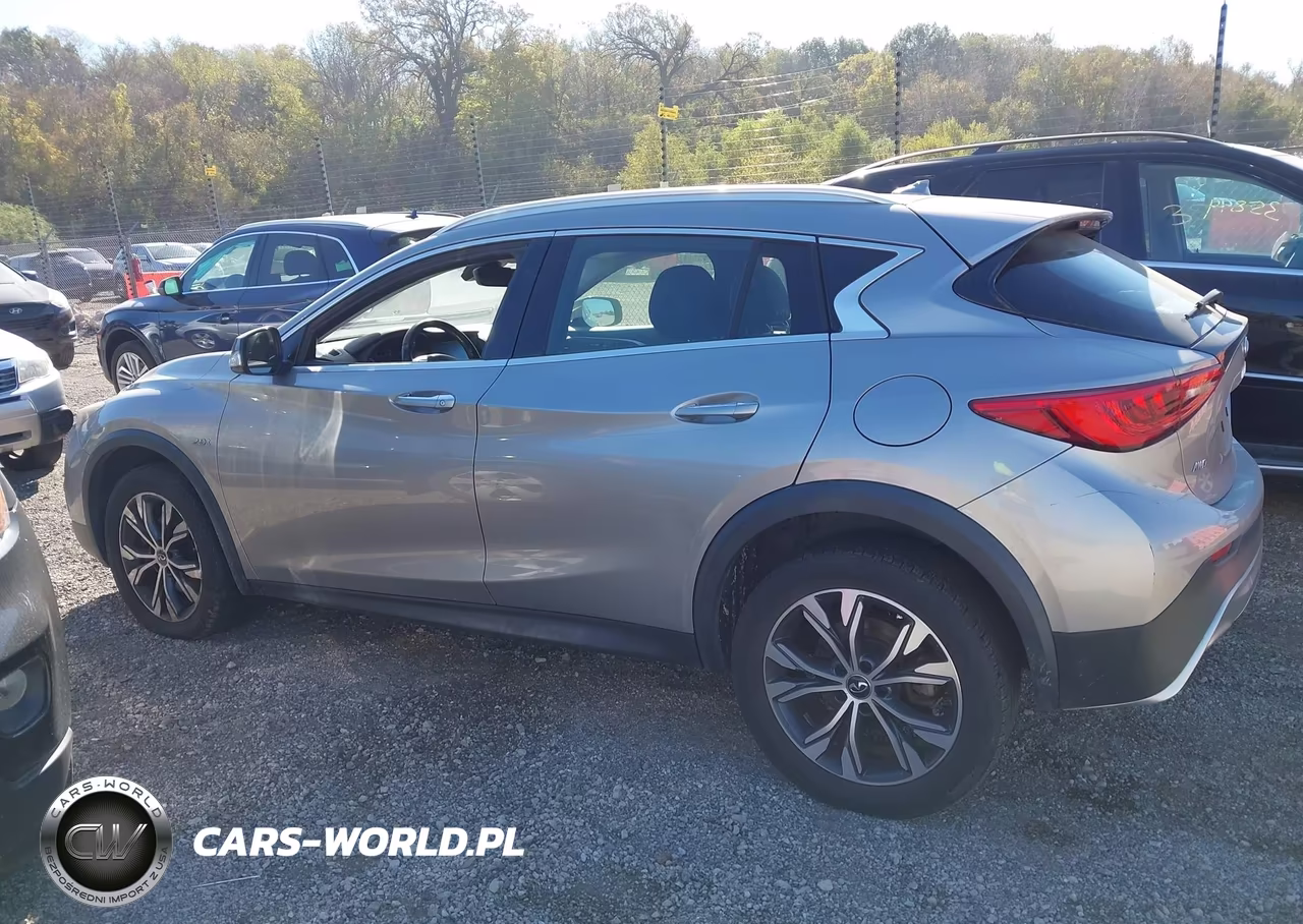 2017 Infiniti Qx30 Luxury VIN:SJKCH5CR9HA037581 - 14