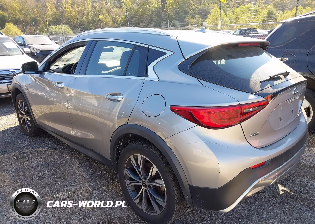 2017 Infiniti Qx30 Luxury VIN:SJKCH5CR9HA037581 - 3