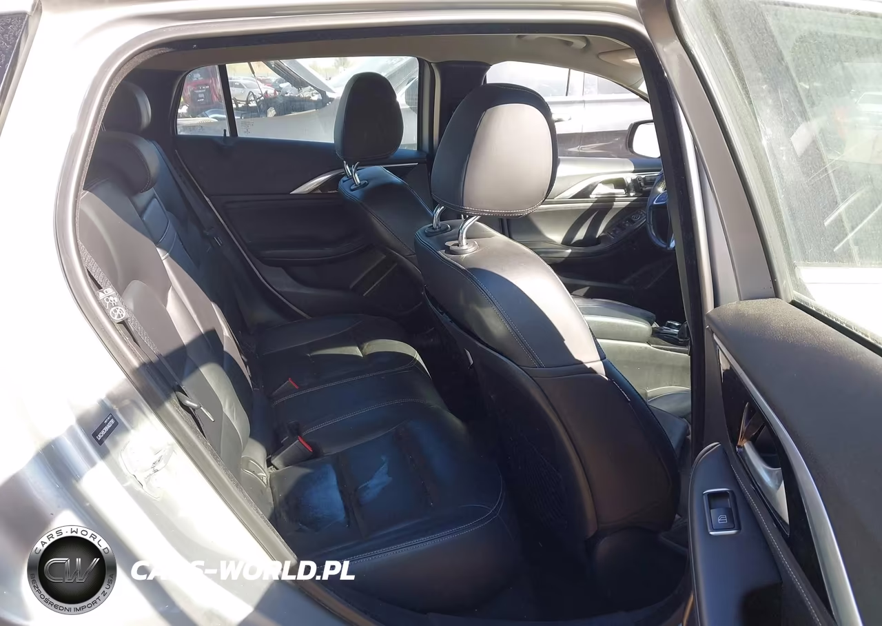 2017 Infiniti Qx30 Luxury VIN:SJKCH5CR9HA037581 - 8