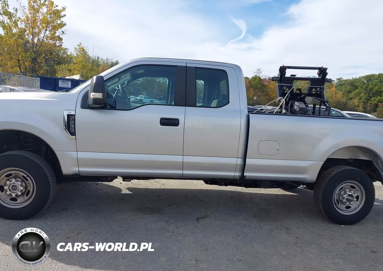 2018 Ford F-250 Xl VIN:1FT7X2B68JEC83968 - 13