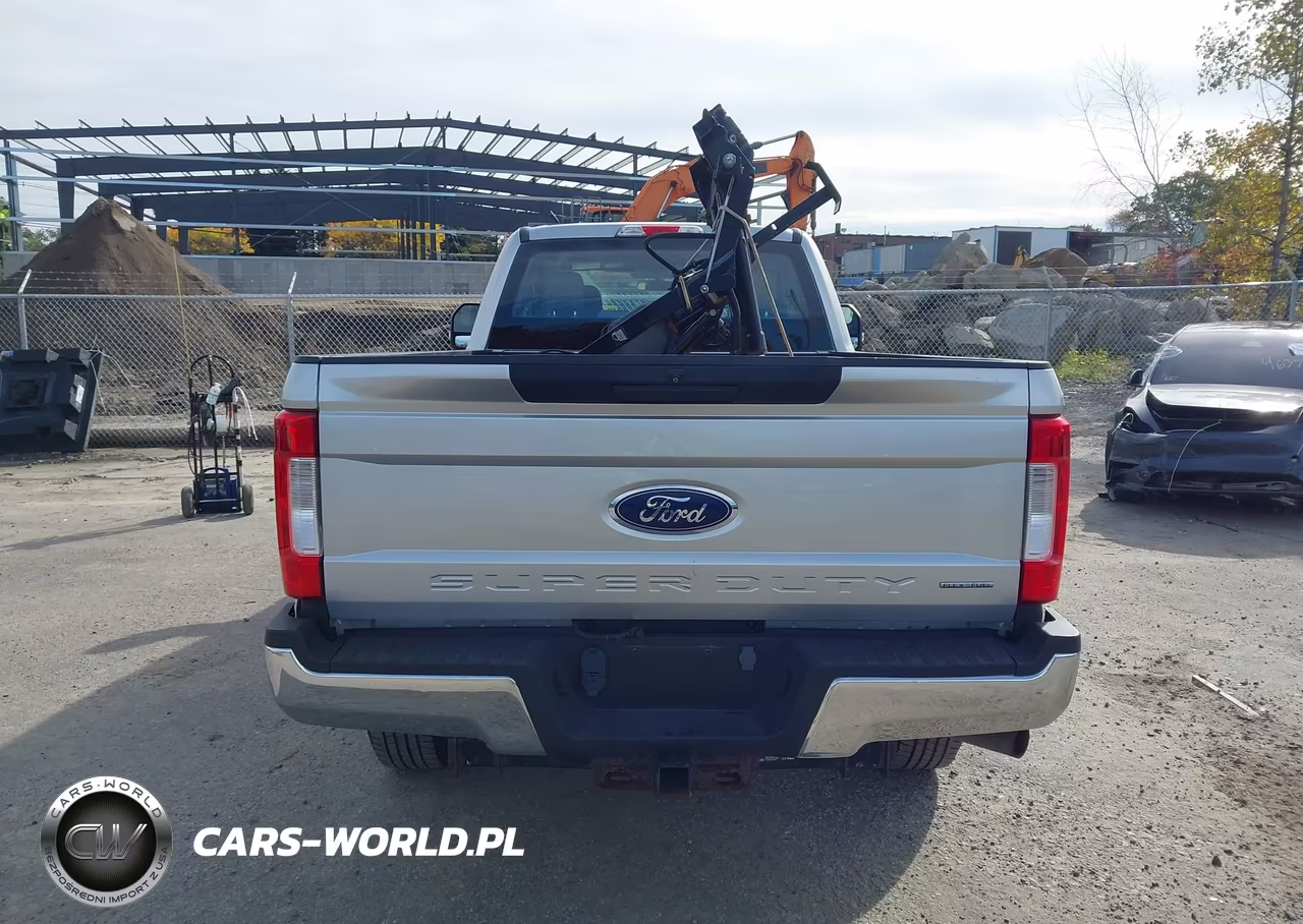 2018 Ford F-250 Xl VIN:1FT7X2B68JEC83968 - 15