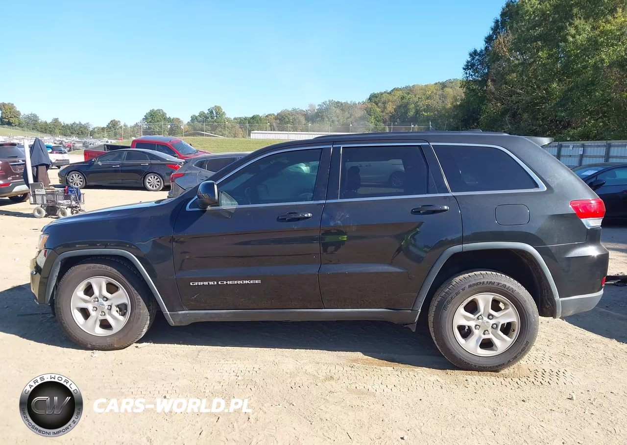 2016 Jeep Grand Cherokee Laredo VIN:1C4RJEAGXGC407510 - 14