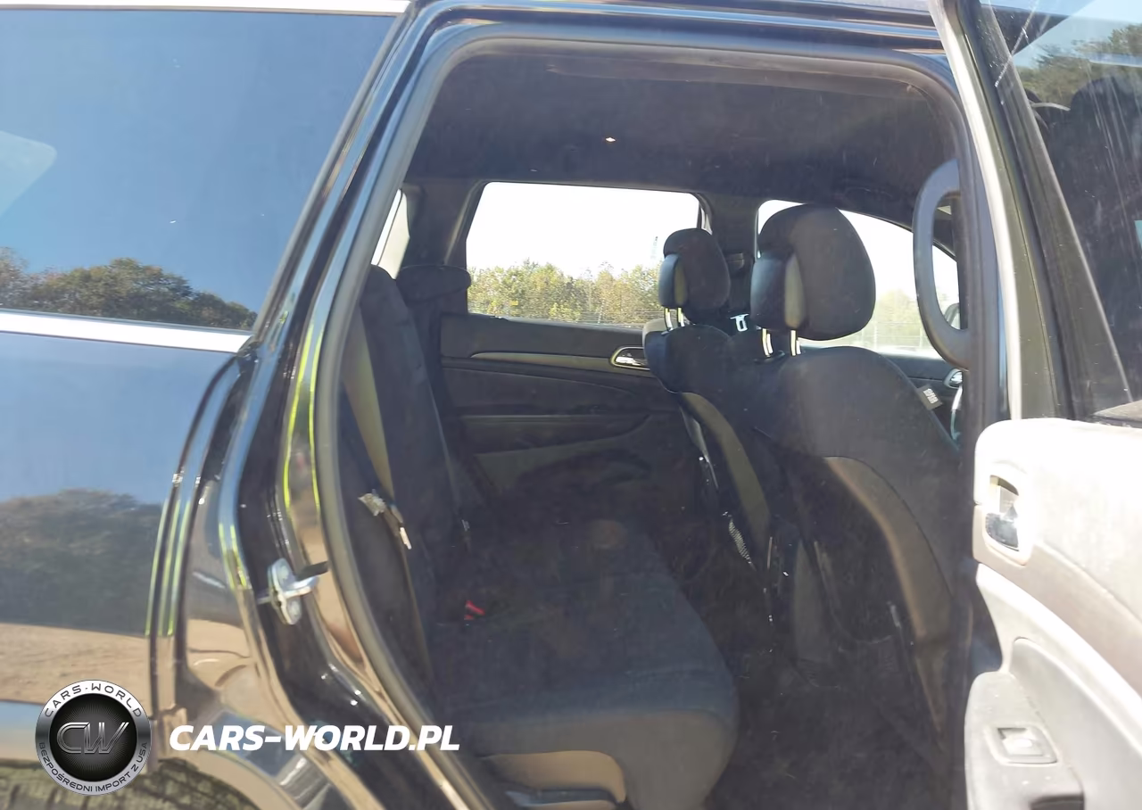 2016 Jeep Grand Cherokee Laredo VIN:1C4RJEAGXGC407510 - 8