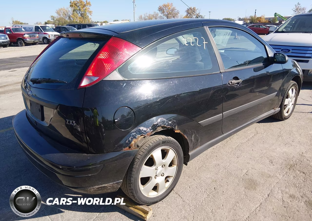 2001 Ford Focus Zx3 VIN:3FAFP31331R151891 - 4