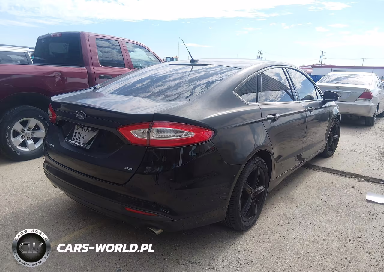 2015 Ford Fusion Se VIN:3FA6P0H78FR171150 - 4