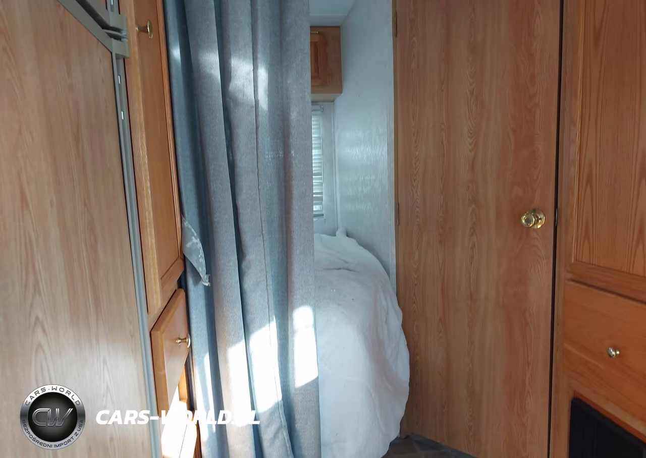 2001 Workhorse Custom Chassis Motorhome Chassis P3500 VIN:5B4JP57G413333419 - 6