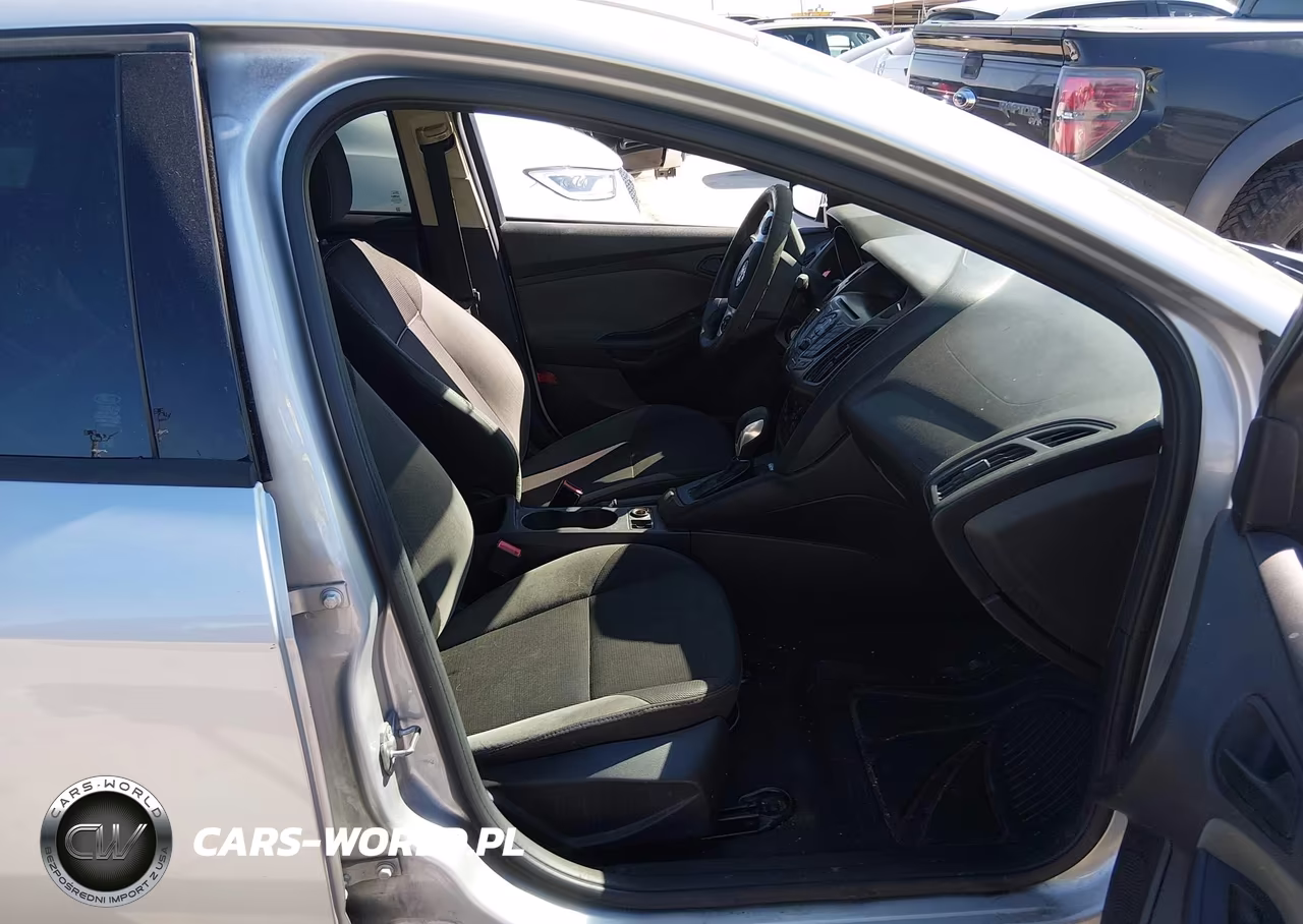 2014 Ford Focus S VIN:1FADP3E22EL349388 - 5
