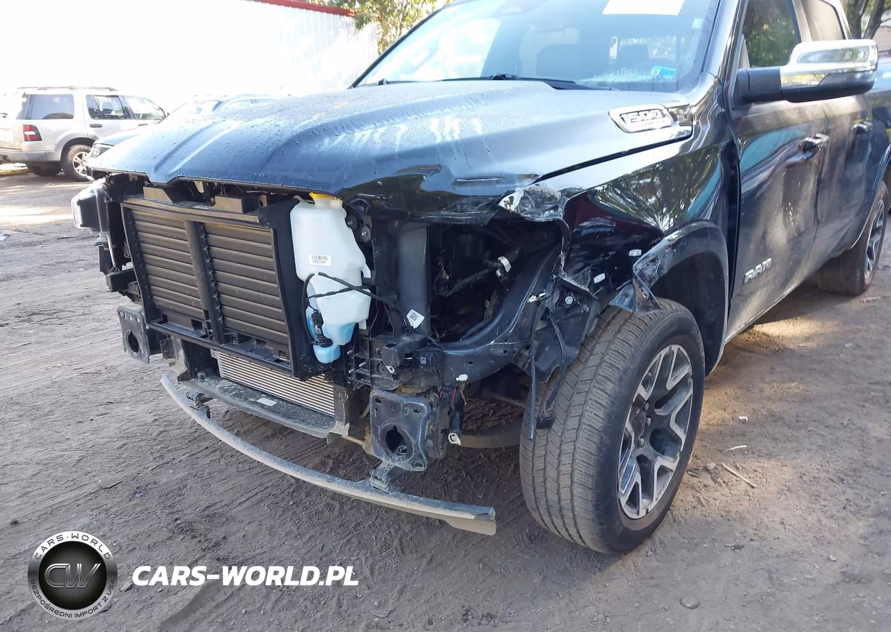 2027 Ram 1500 VIN:1C6SRFJP6VN565786 - 17