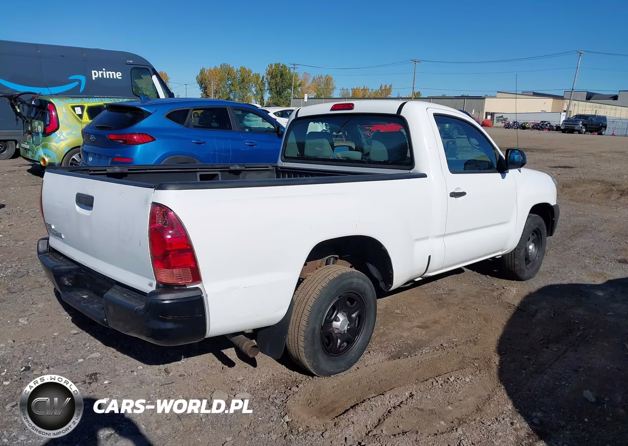 2012 Toyota Tacoma VIN:5TFNX4CN7CX016482 - 4
