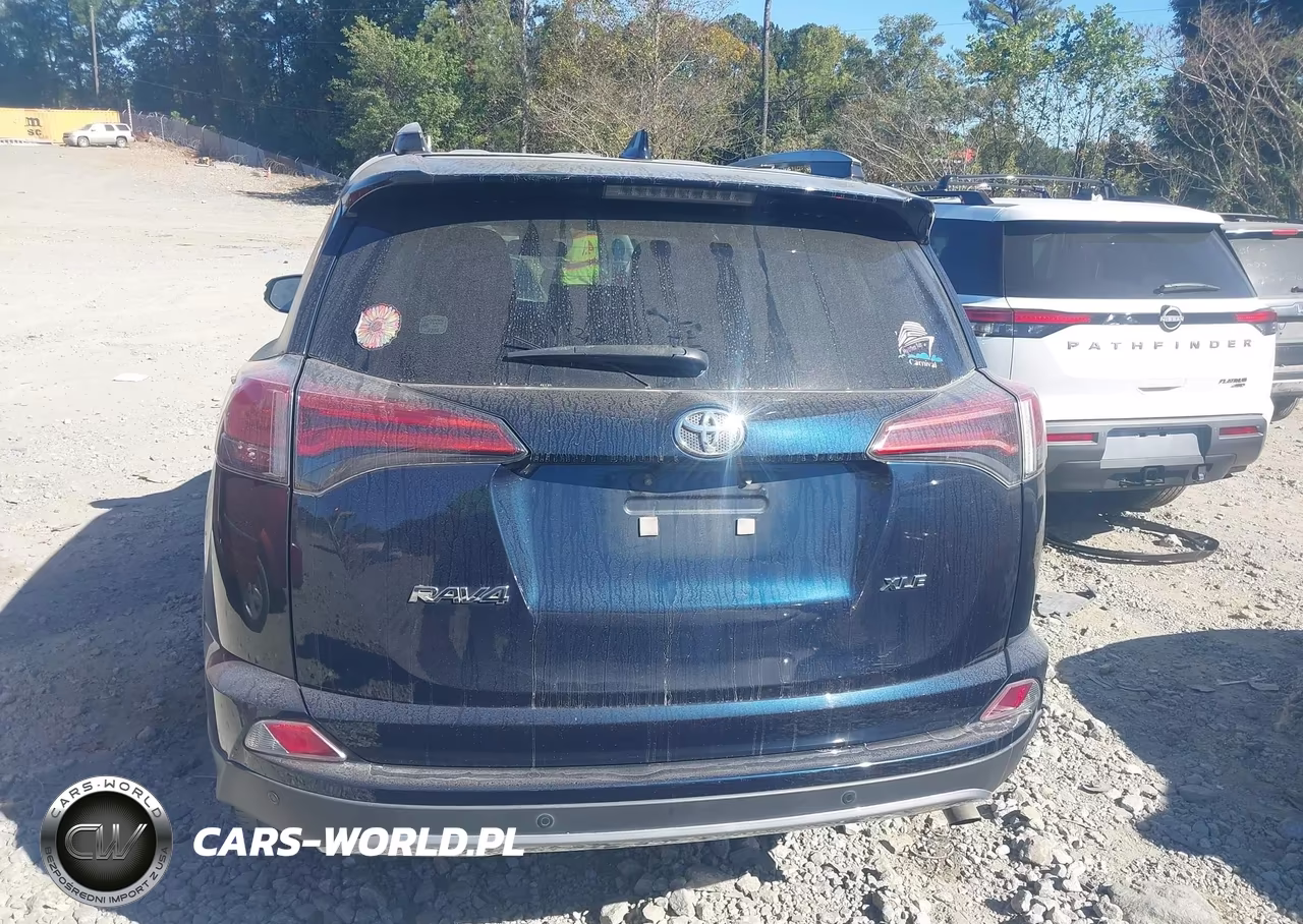 2018 Toyota Rav4 Xle VIN:2T3WFREV3JW488911 - 16