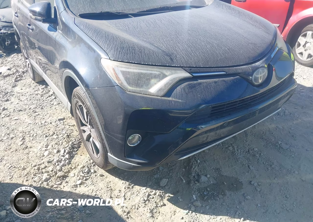 2018 Toyota Rav4 Xle VIN:2T3WFREV3JW488911 - 6