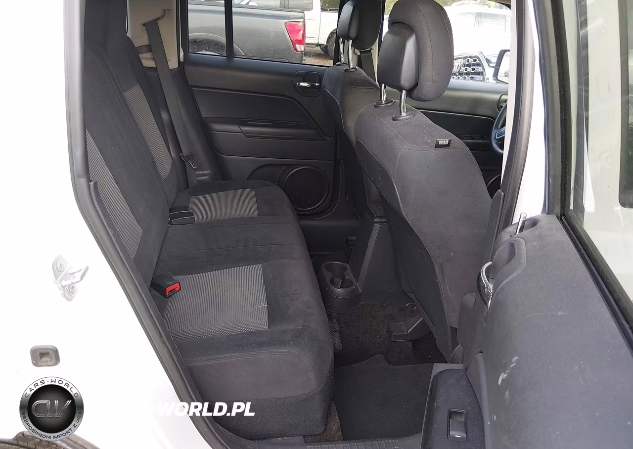 2015 Jeep Patriot Sport VIN:1C4NJPBB9FD106801 - 8