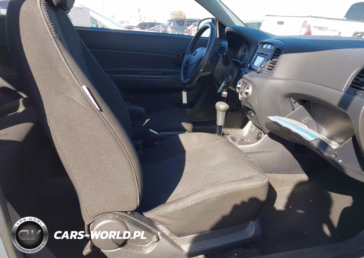 2011 Hyundai Accent Gs VIN:KMHCM3AC6BU188915 - 5
