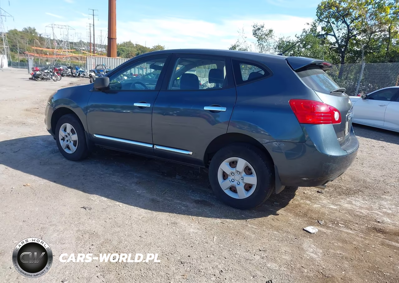2013 Nissan Rogue S VIN:JN8AS5MT7DW546043 - 3