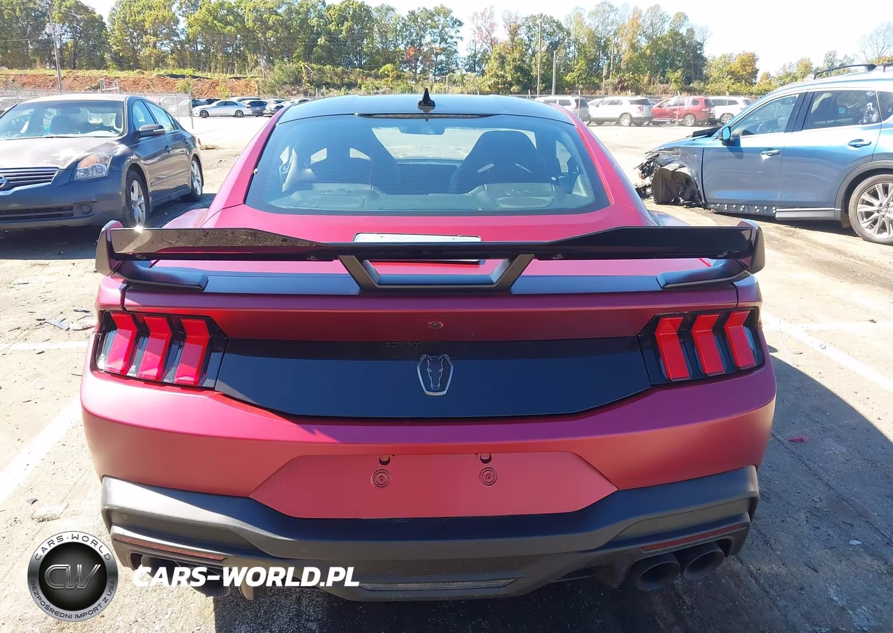 2025 Ford Mustang Dark Horse Fastback VIN:1FA6P8R09S5502105 - 16