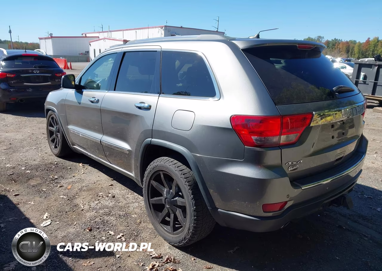 2013 Jeep Grand Cherokee Overland VIN:1C4RJFCT3DC603364 - 3