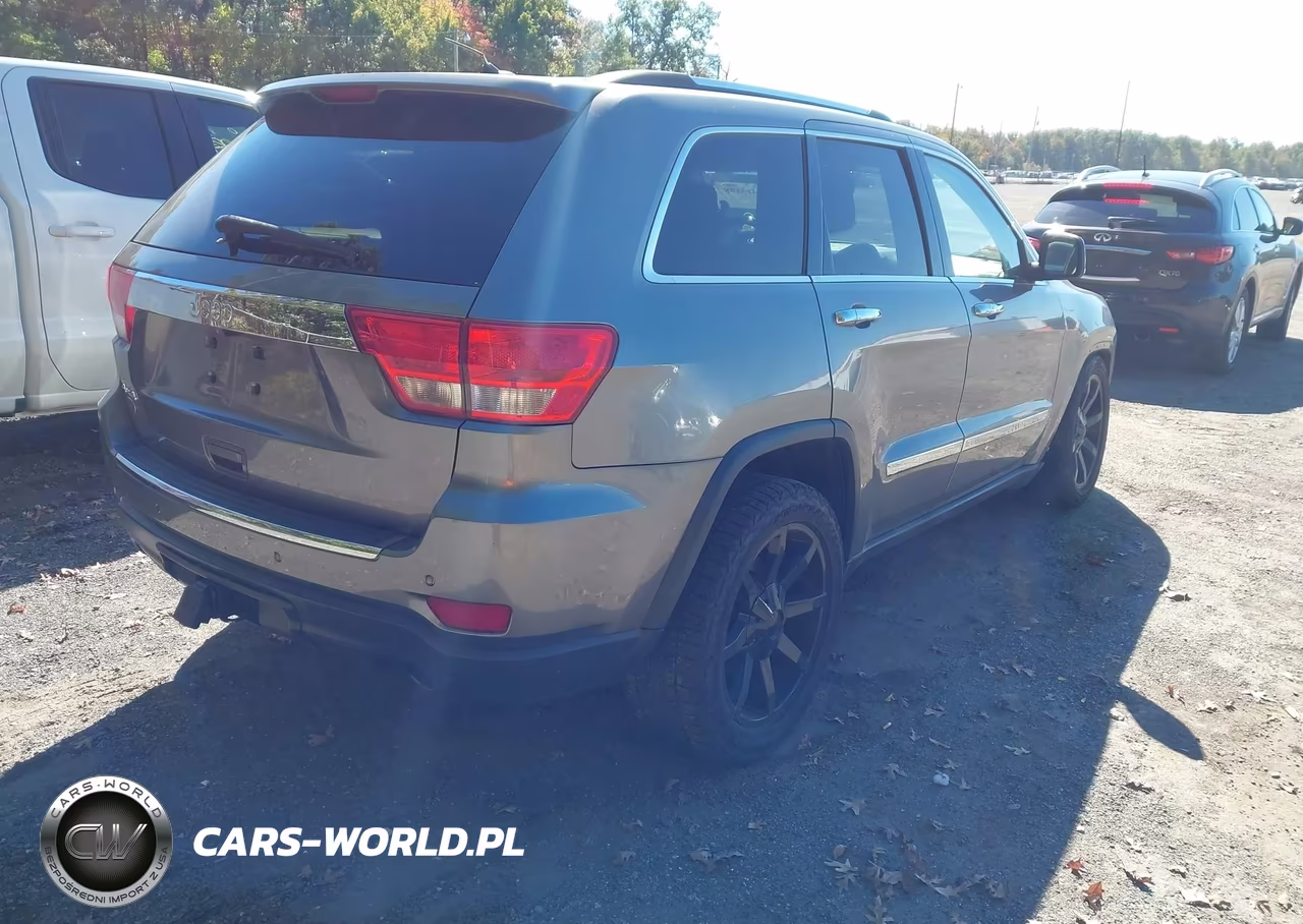 2013 Jeep Grand Cherokee Overland VIN:1C4RJFCT3DC603364 - 4