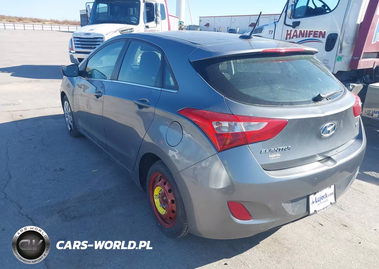 2017 Hyundai Elantra Gt VIN:KMHD35LH7HU351415 - 3