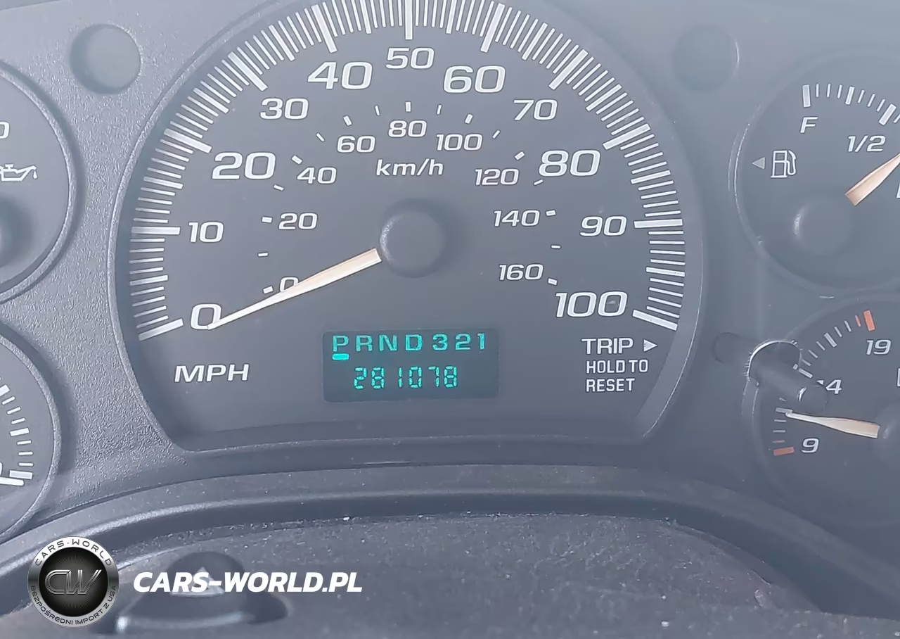 2005 Chevrolet Express VIN:1GCFH15T751169249 - 16