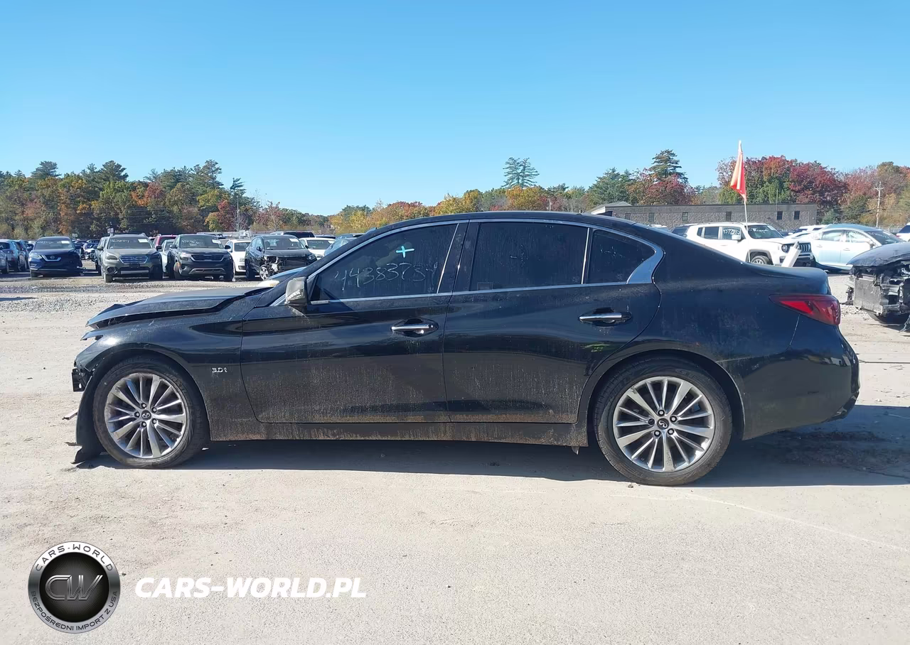 2018 Infiniti Q50 3.0T Luxe VIN:JN1EV7ARXJM437952 - 14