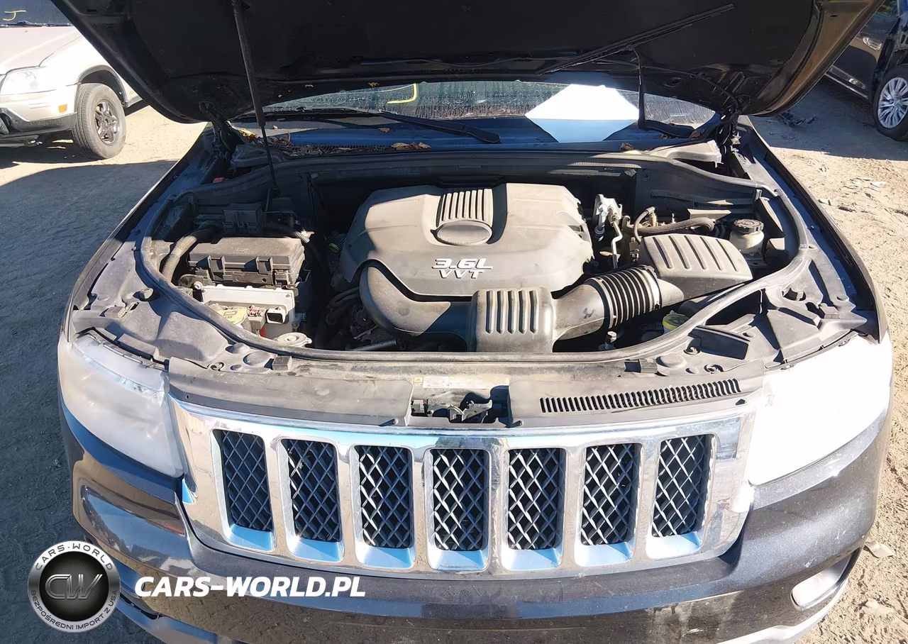 2013 Jeep Grand Cherokee Overland VIN:1C4RJFCGXDC580264 - 10