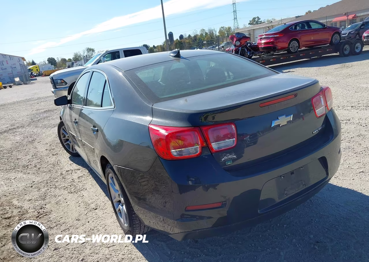 2015 Chevrolet Malibu 1Lt VIN:1G11C5SL3FF343108 - 3