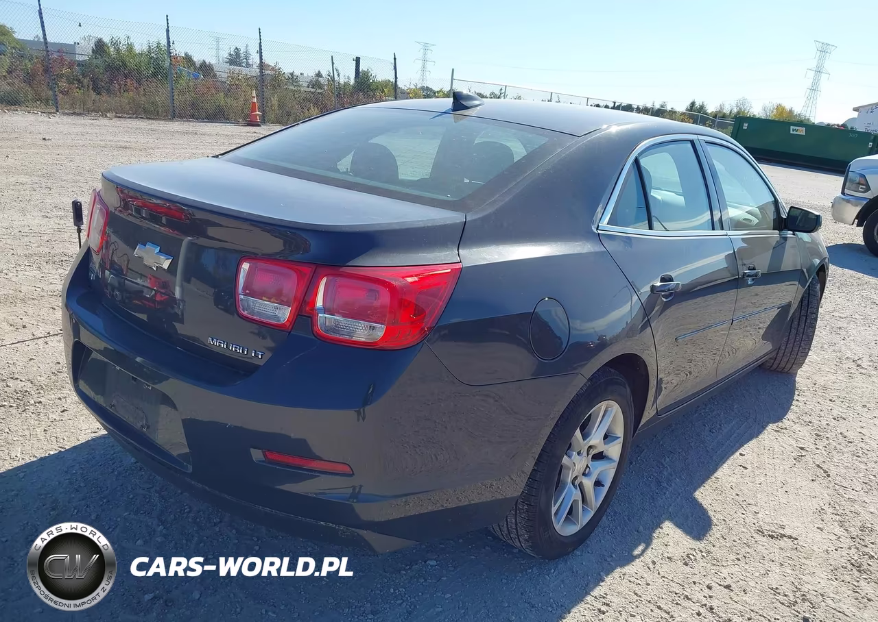 2015 Chevrolet Malibu 1Lt VIN:1G11C5SL3FF343108 - 4
