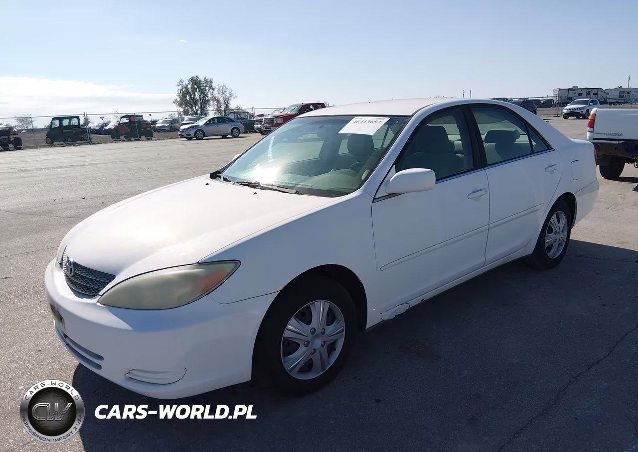 2002 Toyota Camry Le VIN:JTDBE32K020136349 - 2