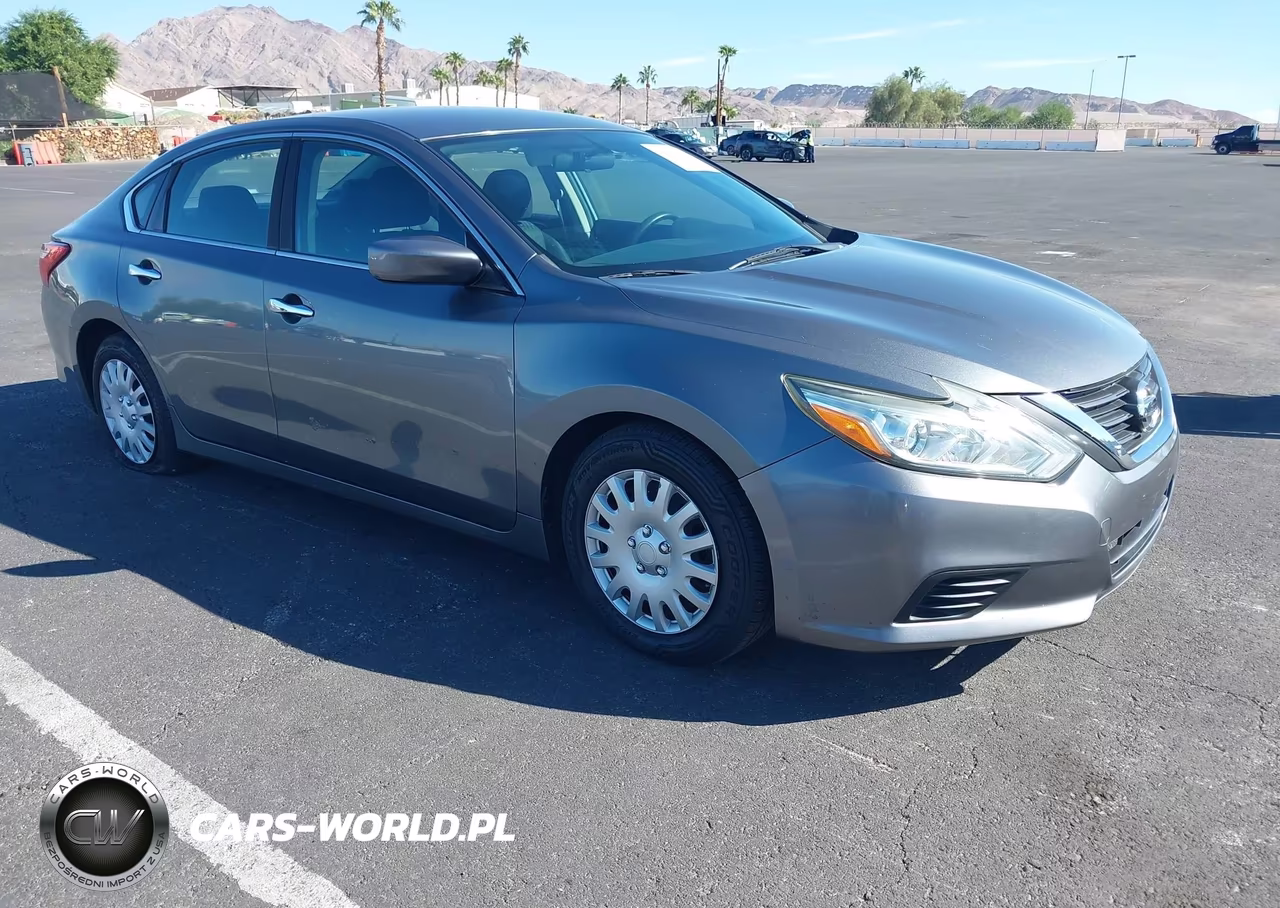 2017 Nissan Altima 2.5 S – zdjęcie 1 z 12