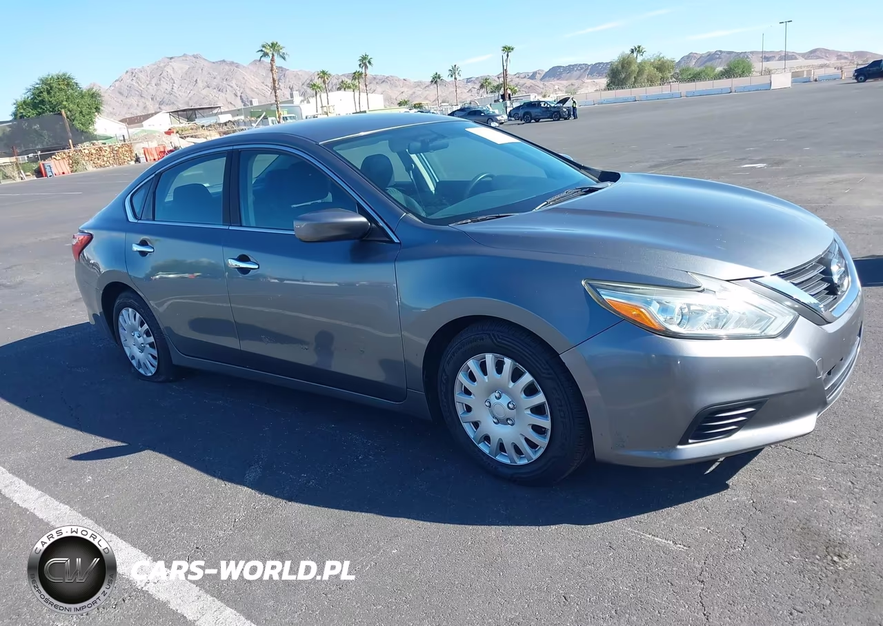 2017 Nissan Altima 2.5 S VIN:1N4AL3AP9HN302867 - 12