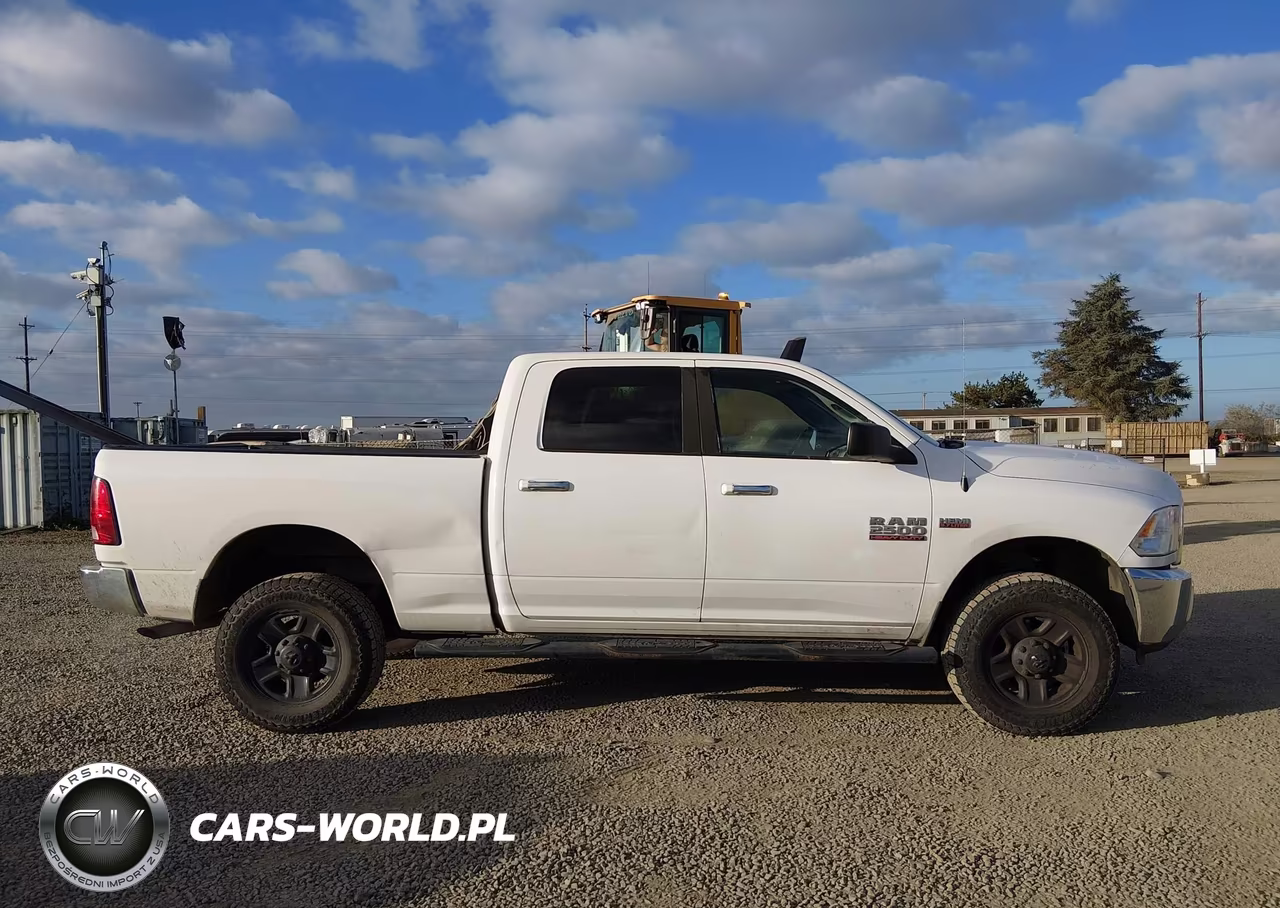 2015 Ram 2500 Slt VIN:3C6TR5DTXFG684796 - 13