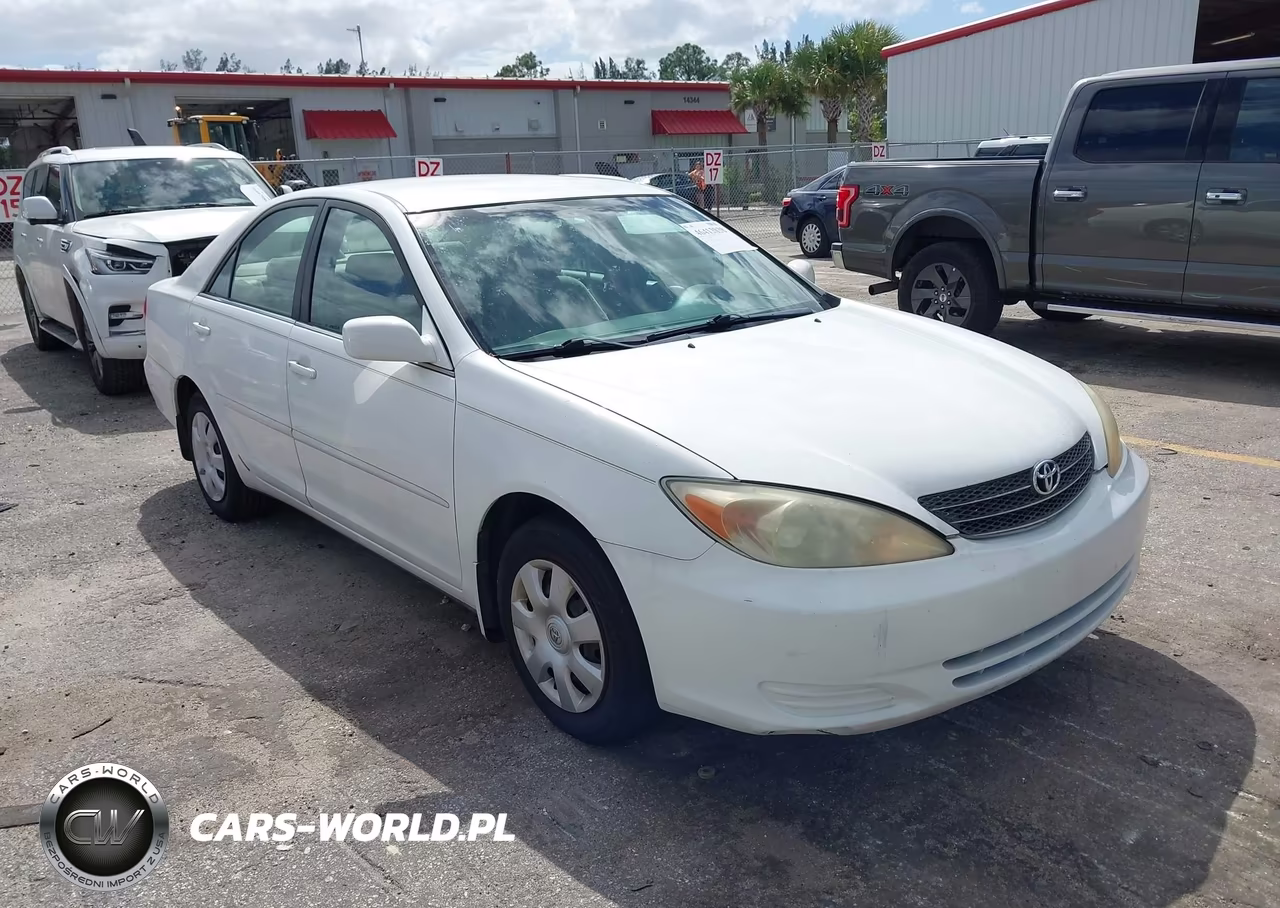 2003 Toyota Camry Le VIN:4T1BE32K93U135531 - 12