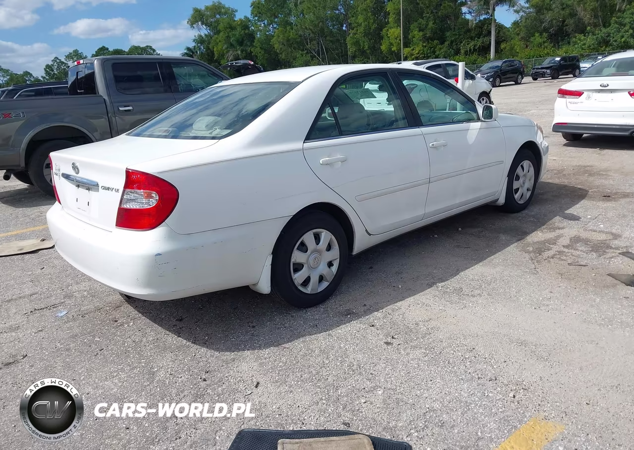 2003 Toyota Camry Le VIN:4T1BE32K93U135531 - 4