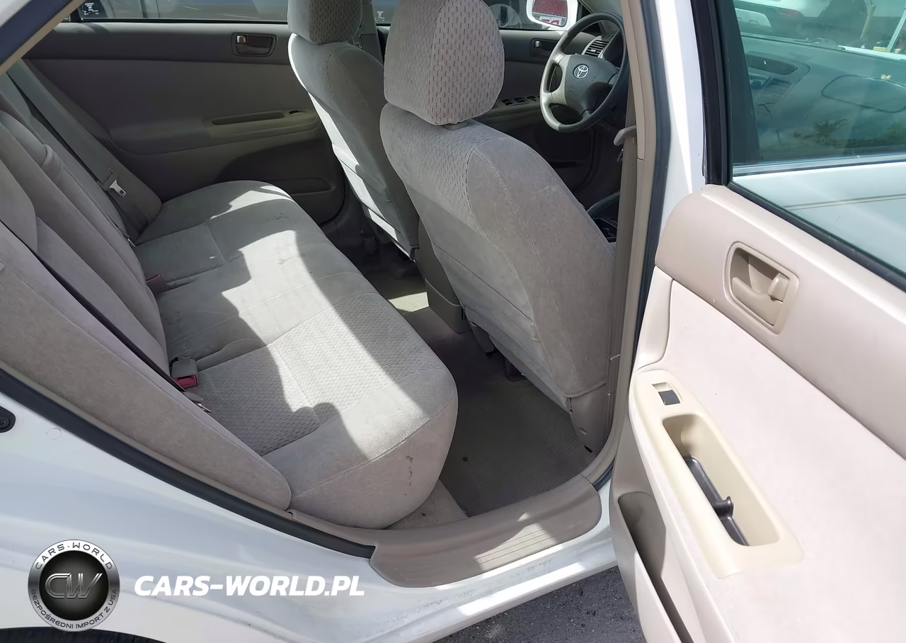 2003 Toyota Camry Le VIN:4T1BE32K93U135531 - 8
