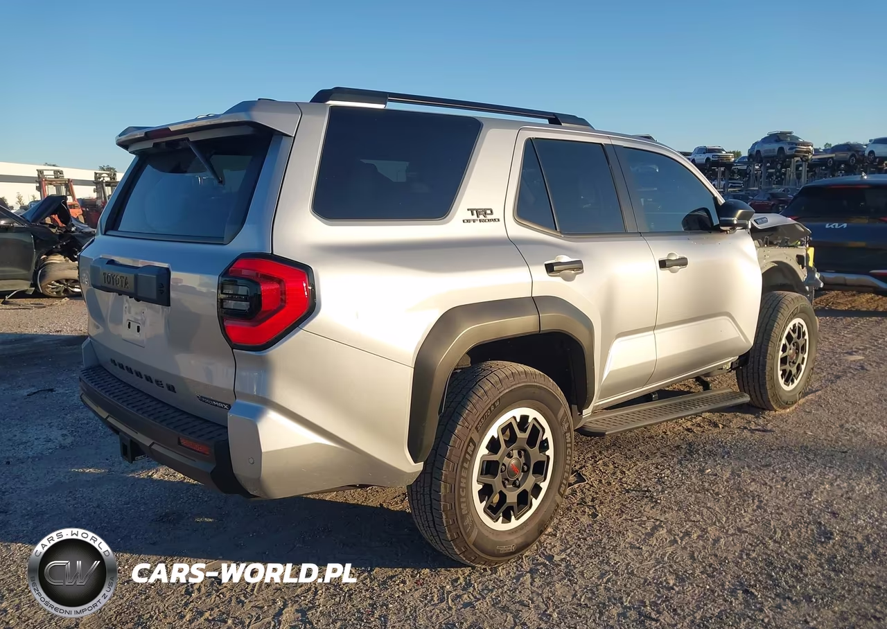 2026 Toyota 4Runner Hybrid Trd Off Road Premium VIN:JTEVB5BRXT5032370 - 4
