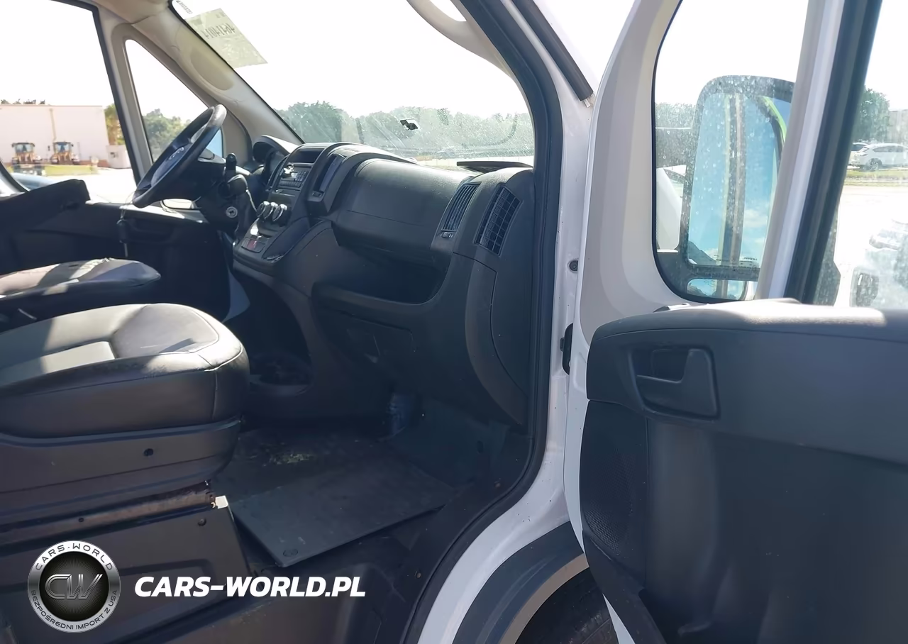 2017 Ram Promaster 1500 Low Roof 136 Wb VIN:3C6TRVAG0HE546111 - 5