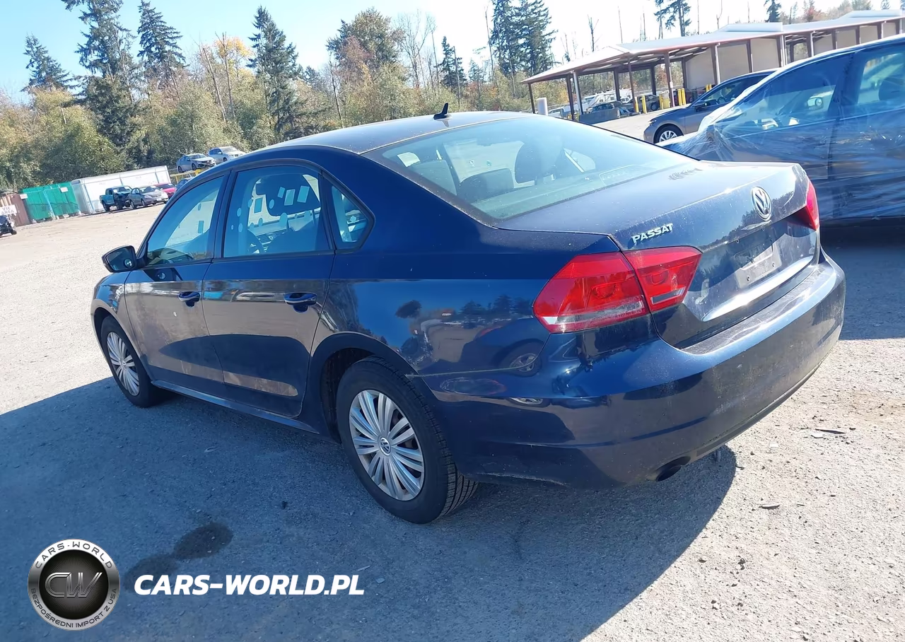 2015 Volkswagen Passat 1.8T S VIN:1VWAT7A3XFC076648 - 3